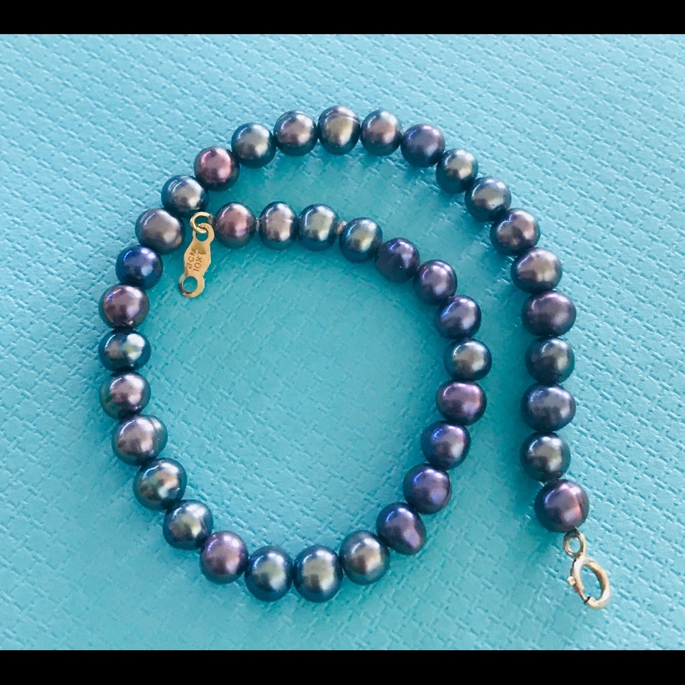 Pearls for Stacy - Reserved